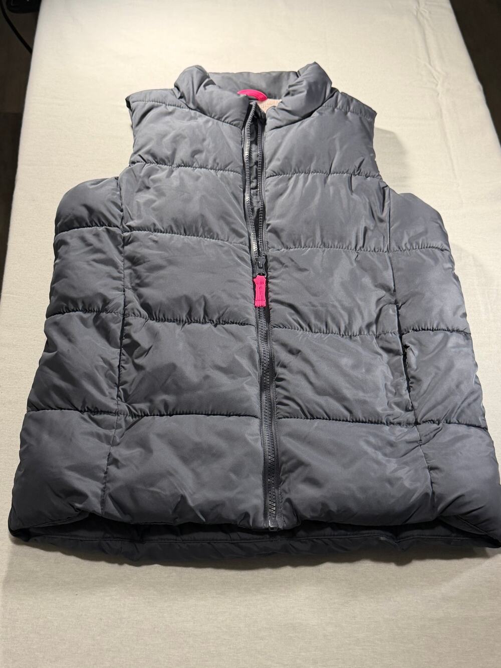Old Navy Frost Free Puffer Vest XL Gray Pink Fleece Lined